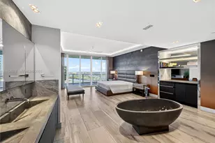 2020 N Bayshore Dr, Miami, FL 33137 - Photo 36