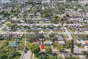 5771 SW 39th St, Davie, FL 33314 - Photo 32