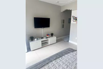 1265 SW 6th St #14, Miami, FL 33135 - Photo 4