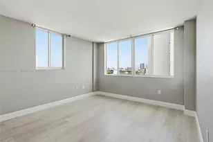 1345 Lincoln Rd, Miami Beach, FL 33139 - Photo 10