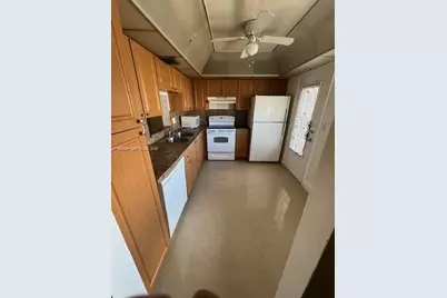 319 NE 14th Ave #607, Hallandale Beach, FL 33009 - Photo 2