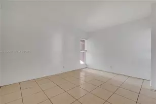 5505 Bluejack Oak Cir, Tamarac, FL 33319 - Photo 12