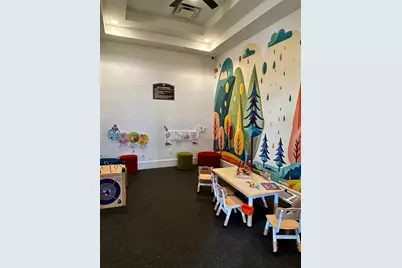 3320 W 92nd Place, Hialeah, FL 33018 - Photo 30