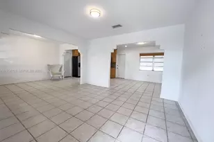 6295 SW 33rd St, Miami, FL 33155 - Photo 2