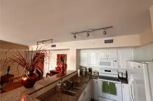 90 Alton Rd, Miami Beach, FL 33139 - Photo 12