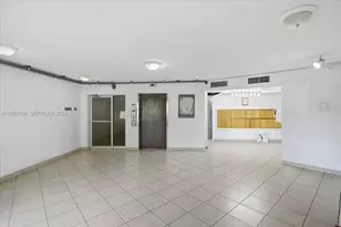 6101 N Falls Cir Dr, Lauderhill, FL 33319 - Photo 22