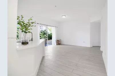 8930 NE 8th Ave #901, Miami, FL 33138 - Photo 12