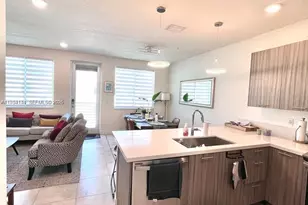 6420 NW 102nd Path, Doral, FL 33178 - Photo 4