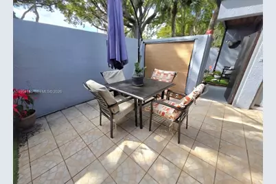6389 Cotton Tail Rd, Miami Lakes, FL 33014 - Photo 4