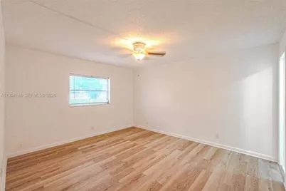 5100 SW 64th Ave #106, Davie, FL 33314 - Photo 14