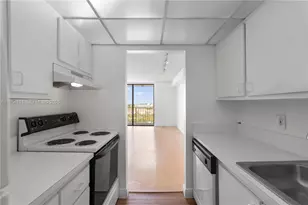 2350 NE 135th St, North Miami, FL 33181 - Photo 14
