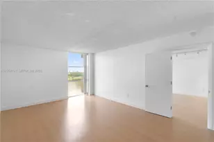 2350 NE 135th St, North Miami, FL 33181 - Photo 16