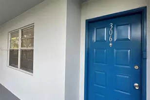 12600 SW 5th Ct, Pembroke Pines, FL 33027 - Photo 1