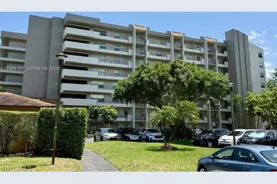 3910 Inverrary Blvd #407-B, Lauderhill, FL 33319 - Photo 1