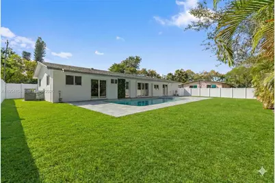 5341 SW 1st St, Plantation, FL 33317 - Photo 2