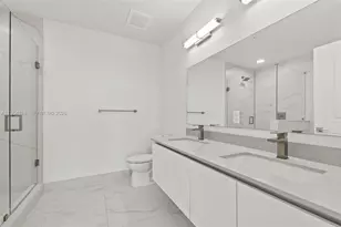 101 Diplomat Pkwy, Hallandale Beach, FL 33009 - Photo 24