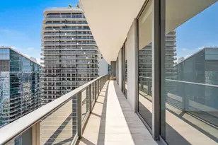 45 SW 9th St, Miami, FL 33130 - Photo 4