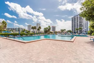 2500 Parkview Dr, Hallandale Beach, FL 33009 - Photo 40