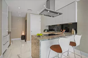 700 NE 26th Terrace, Miami, FL 33137 - Photo 6