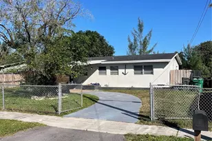 4740 SW 43rd Ave, Dania Beach, FL 33314 - Photo 22