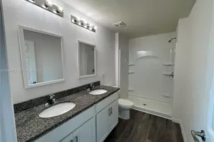 131 Carousel Ave, Labelle, FL 33935 - Photo 14