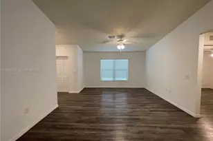 131 Carousel Ave, Labelle, FL 33935 - Photo 6