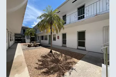 1824 Monroe St #1, Hollywood, FL 33020 - Photo 14