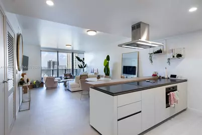 1000 Brickell Plz #2411, Miami, FL 33131 - Photo 1