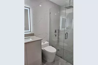 6901 Edgewater Dr #311, Coral Gables, FL 33133 - Photo 8