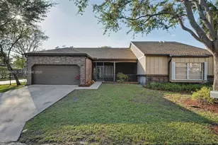 6569 Windsor Dr, Parkland, FL 33067 - Photo 2