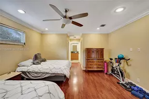 3671 N 47th Ave, Hollywood, FL 33021 - Photo 26