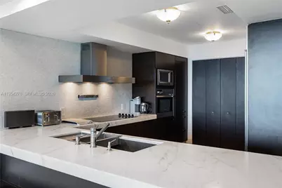 1331 Brickell Bay Dr #1703, Miami, FL 33131 - Photo 14
