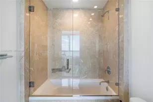 1331 Brickell Bay Dr, Miami, FL 33131 - Photo 28