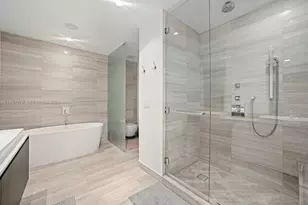 3300 NE 188th St, Aventura, FL 33180 - Photo 22