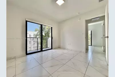 836 SW 2nd St #202, Miami, FL 33130 - Photo 18