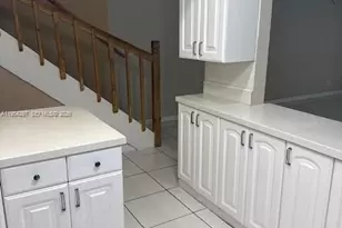 8682 NW 40th St, Coral Springs, FL 33065 - Photo 4