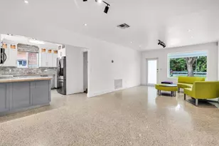 1040 N Royal Poinciana Blvd, Miami Springs, FL 33166 - Photo 16