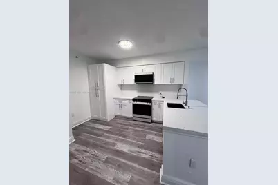 5091 NW 7th St #109, Miami, FL 33126 - Photo 6