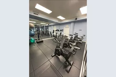 5091 NW 7th St #109, Miami, FL 33126 - Photo 40