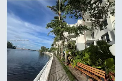 5091 NW 7th St #109, Miami, FL 33126 - Photo 36
