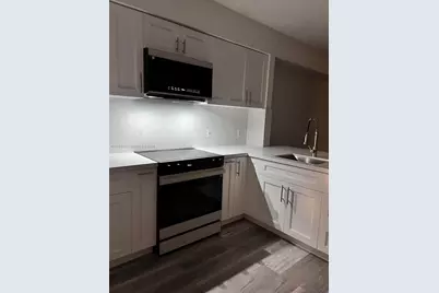 5091 NW 7th St #109, Miami, FL 33126 - Photo 30