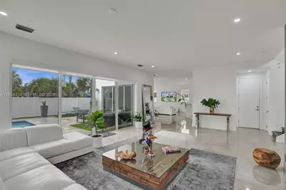 9995 NW 75th St, Doral, FL 33178 - Photo 22