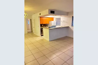 7370 SW 82nd St #E217, Miami, FL 33143 - Photo 1