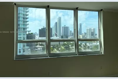 2000 N Bayshore Dr #1402, Miami, FL 33137 - Photo 4