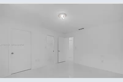 11522 NW 4th Way, Sweetwater, FL 33172 - Photo 14