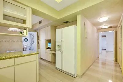 9801 Collins Ave #8S, Bal Harbour, FL 33154 - Photo 22