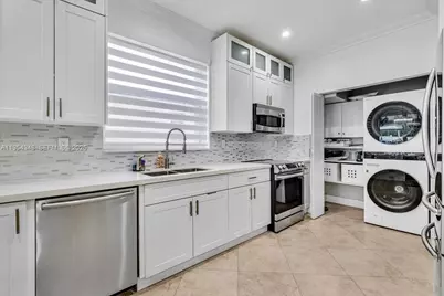 773 SW 120th Ave #0, Pembroke Pines, FL 33025 - Photo 32