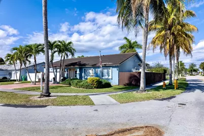 15201 SW 177th Ter, Miami, FL 33187 - Photo 10
