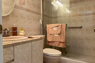 3923 NE 166th St, North Miami Beach, FL 33160 - Photo 8