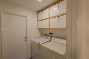 825 Tanglewood Cir, Weston, FL 33327 - Photo 22